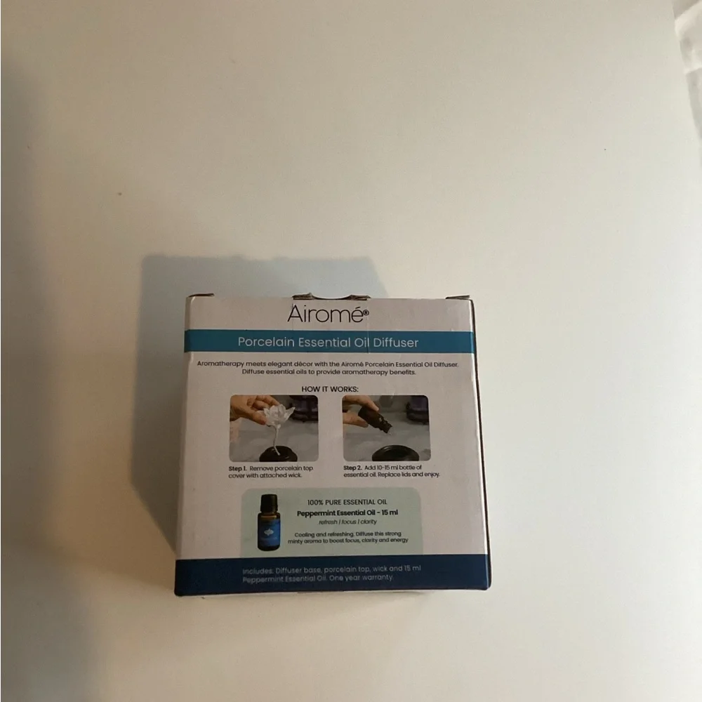 Airome porcelain essential oil diffuser gardenia new